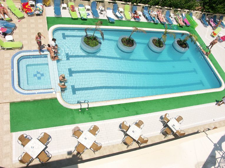 Nikos Hotel Malia Dış mekan fotoğraf